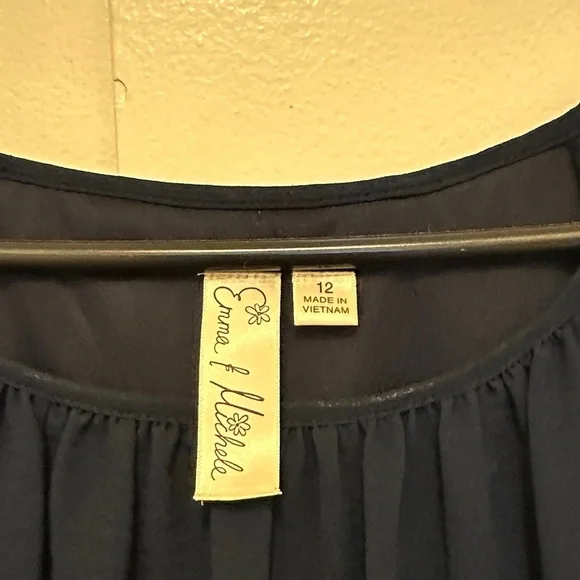 Emma & Michele Elegant dark blue Cold Shoulder Dress - Picture 2 of 8